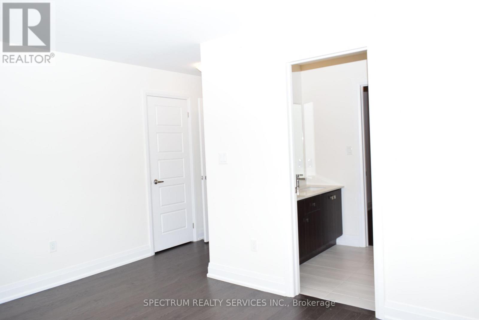 146 JONKMAN BLVD