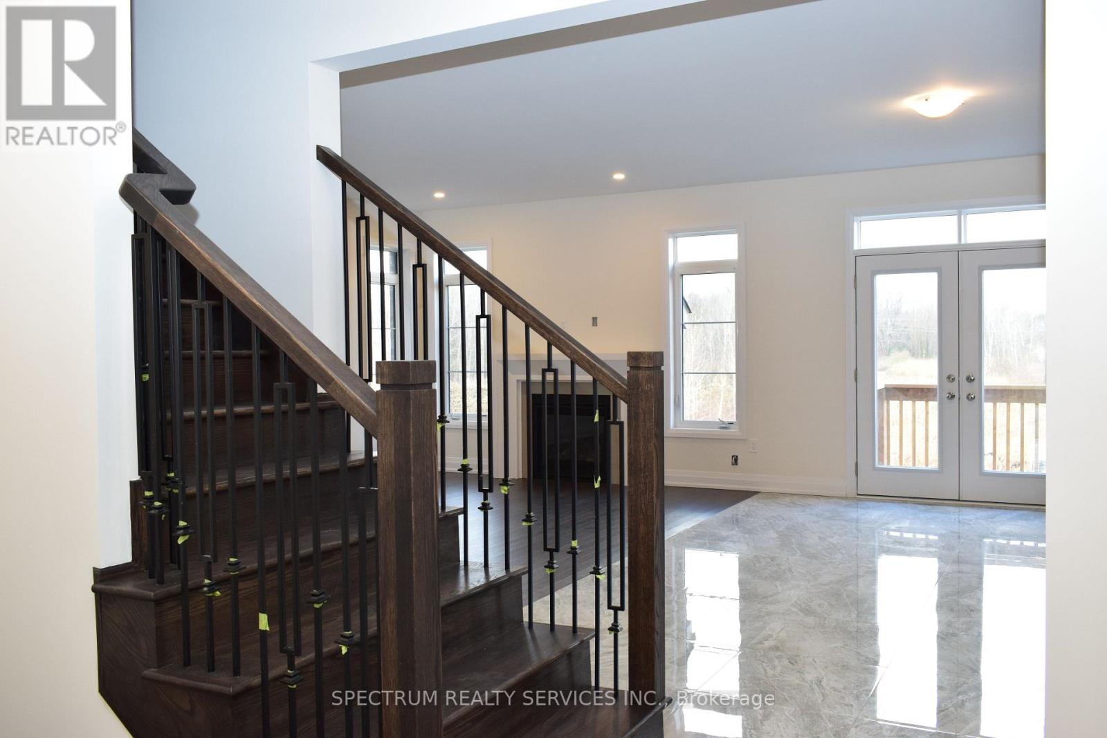 146 JONKMAN BLVD