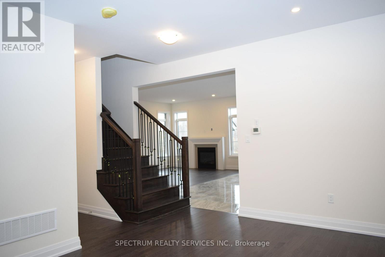 146 JONKMAN BLVD