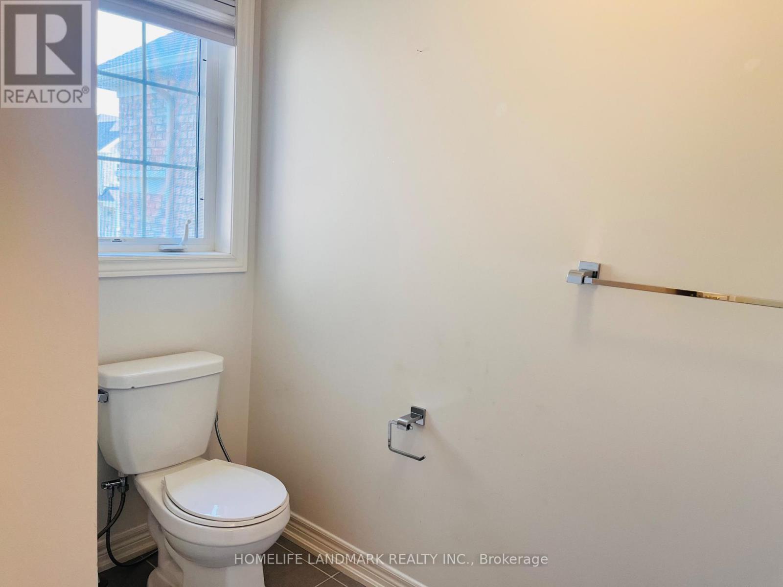 1205 BLENCOWE CRES