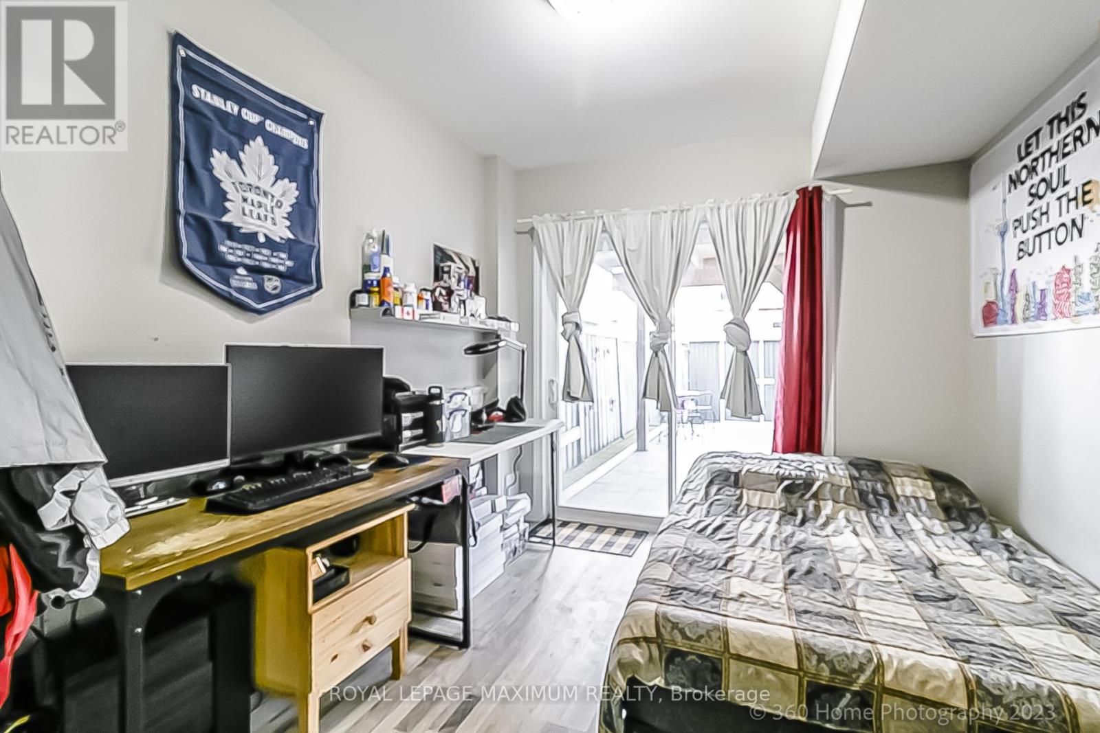 14 SHELBOURNE DR