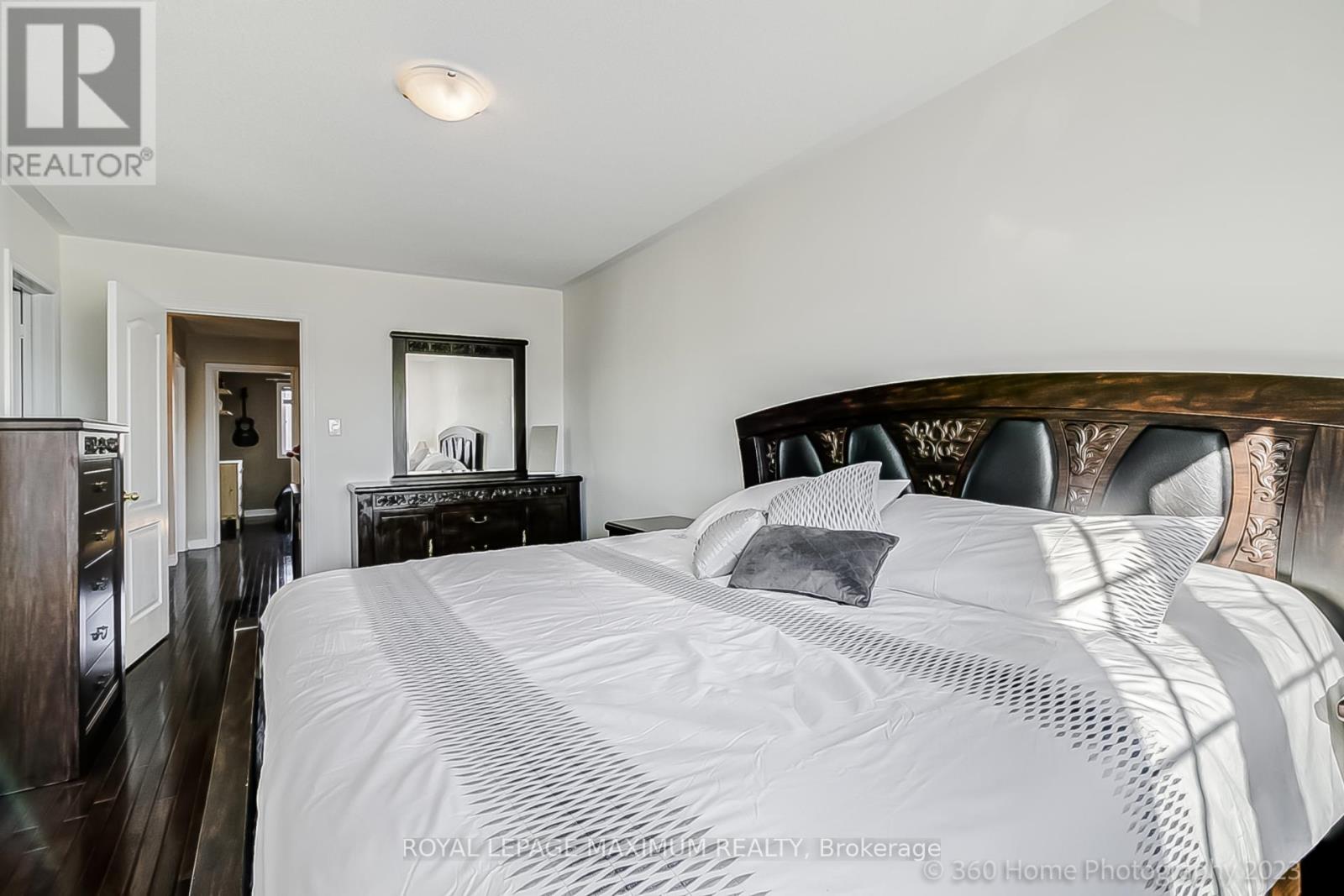 14 SHELBOURNE DR