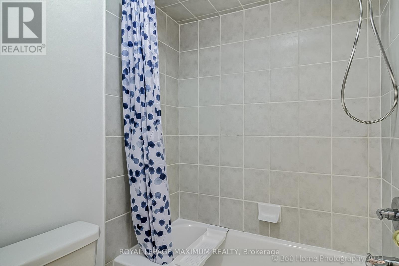 14 SHELBOURNE DR