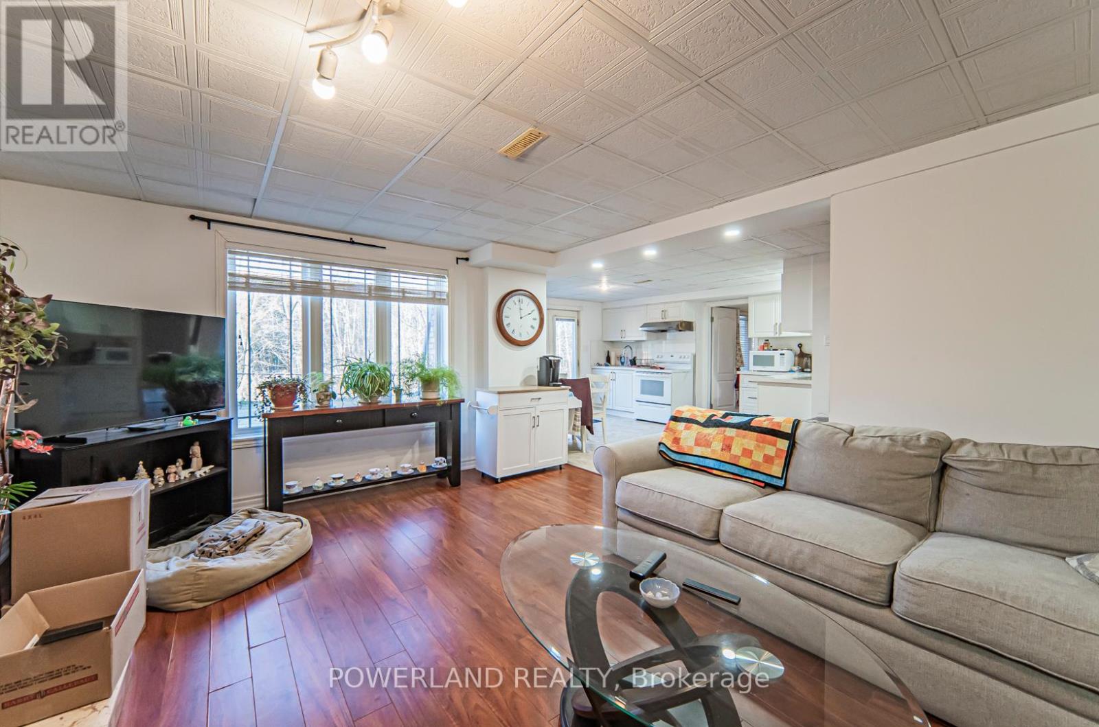 #BASEMEN -23 DEERHORN CRES, #Basemen