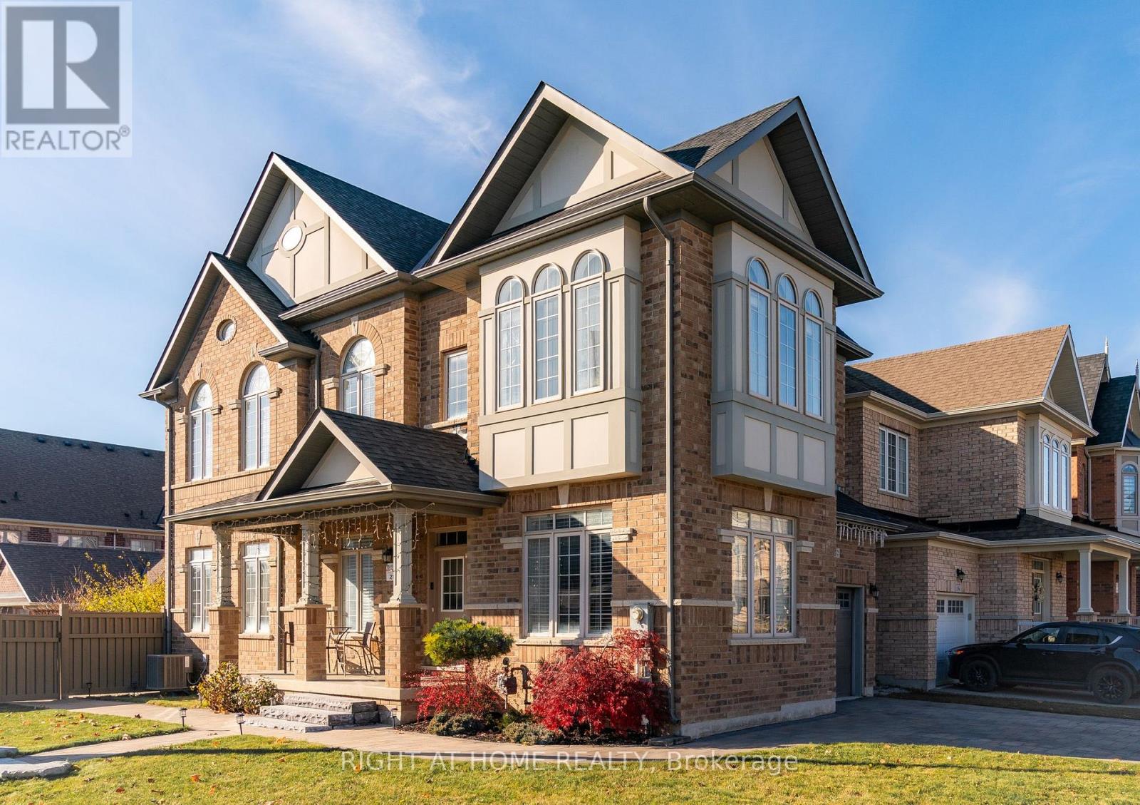 152 PELEE AVE