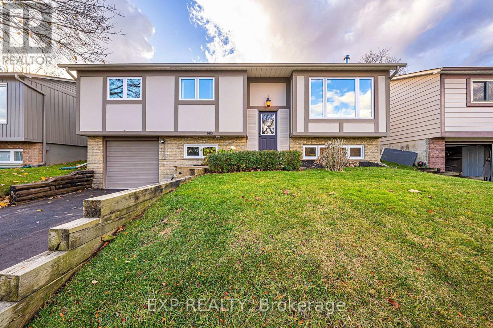 140 VALLEYVIEW CRES