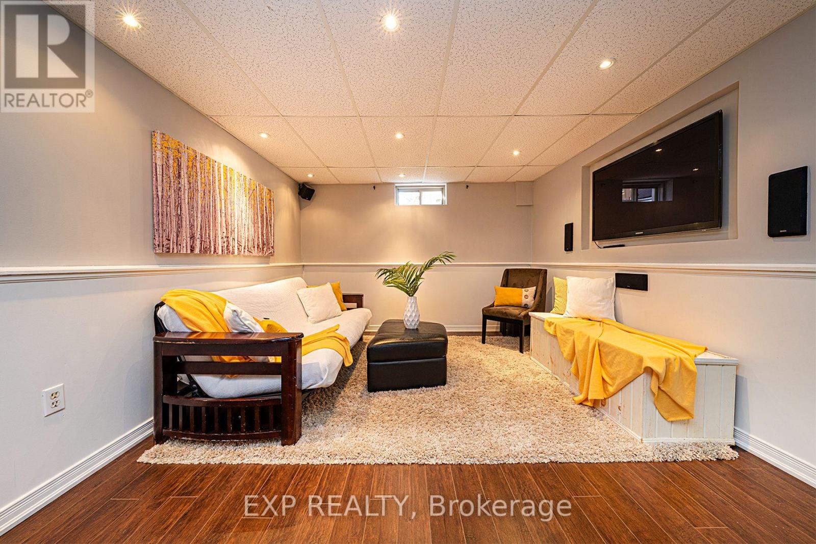 96 RUTLEDGE AVE