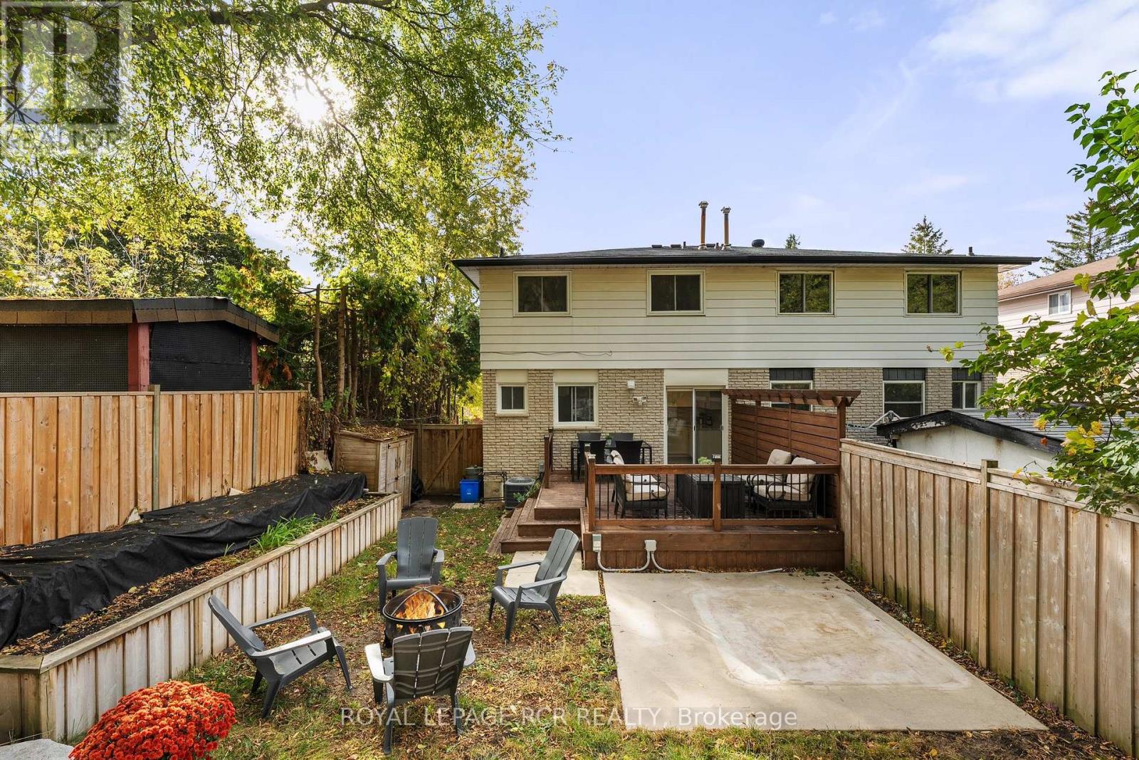 325 AMELIA ST