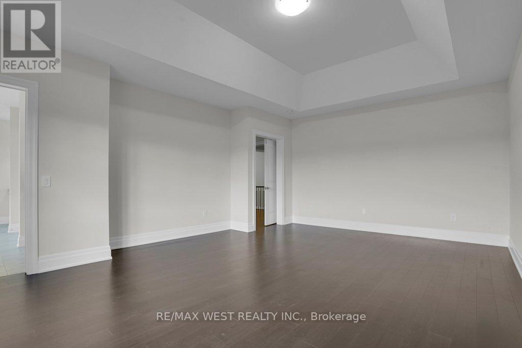 59 ENCLAVE CRT