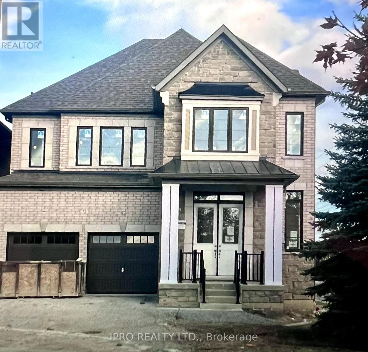 72 WESLOCK CRES
