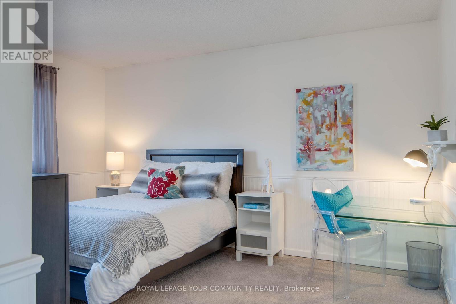 126 HEATHWOOD HEIGHTS DR