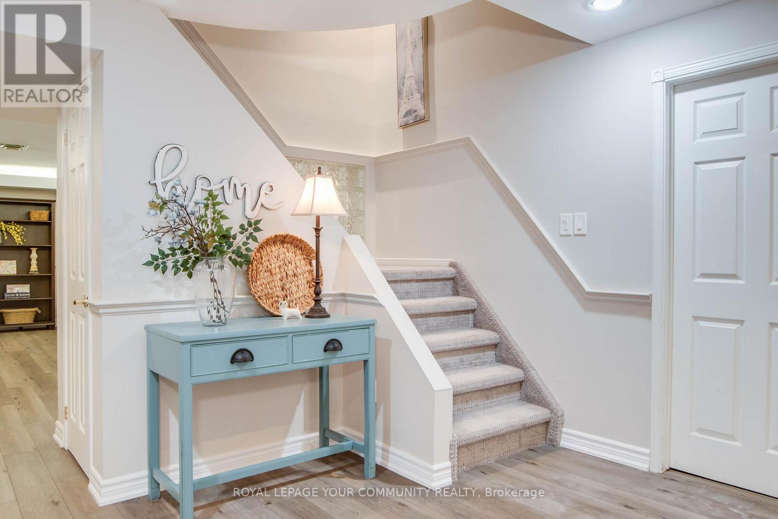 126 HEATHWOOD HEIGHTS DR
