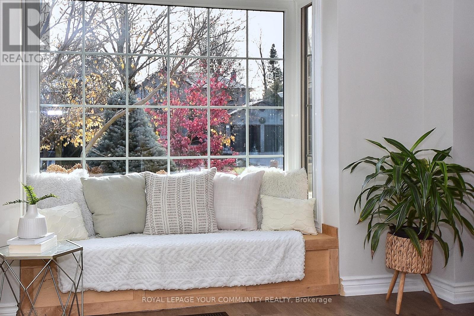 126 HEATHWOOD HEIGHTS DR