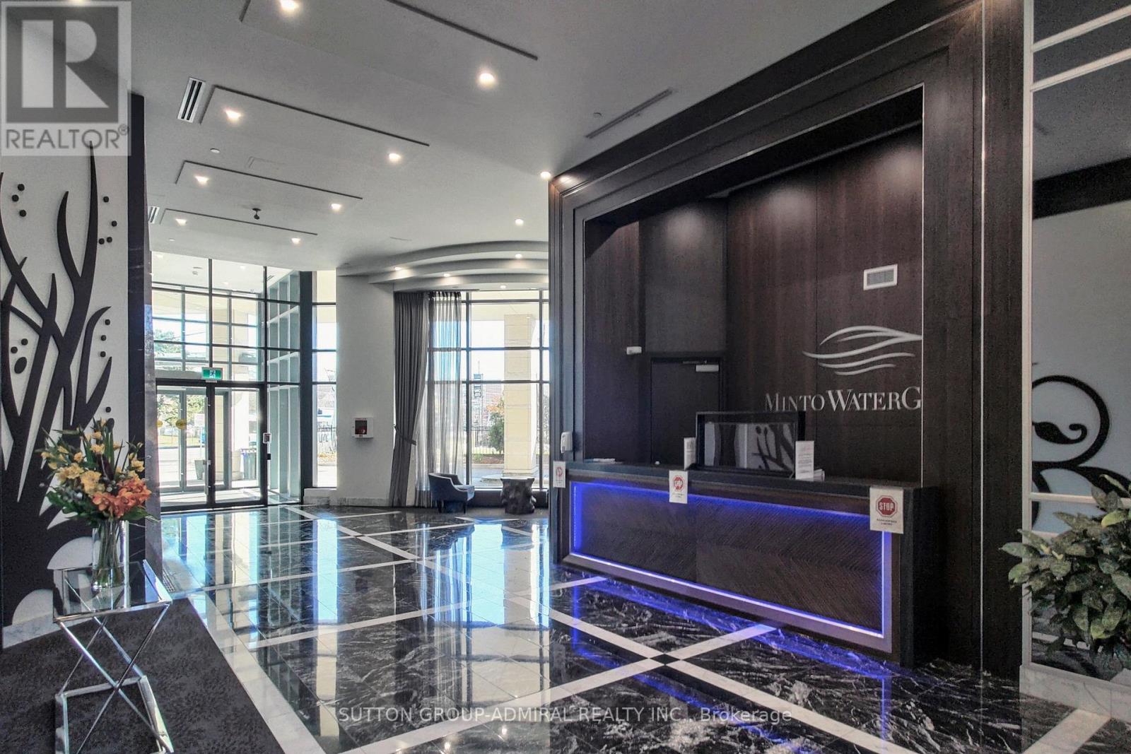 #324 -7608 YONGE ST W, #324
