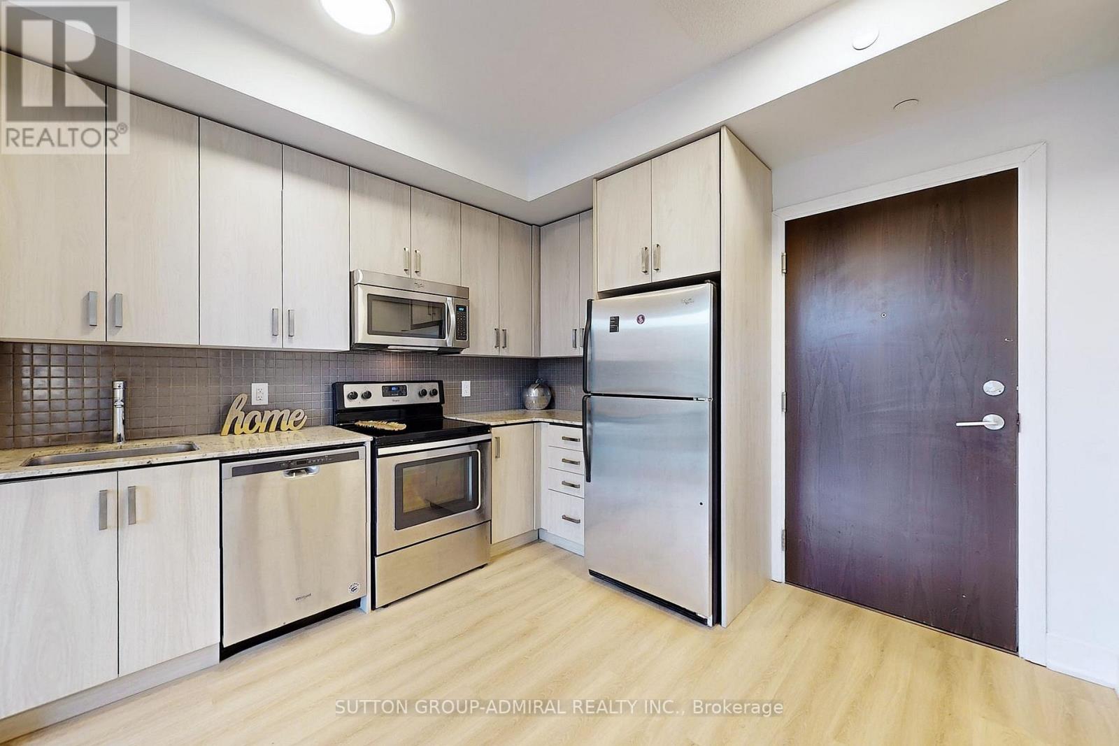 #324 -7608 YONGE ST W, #324