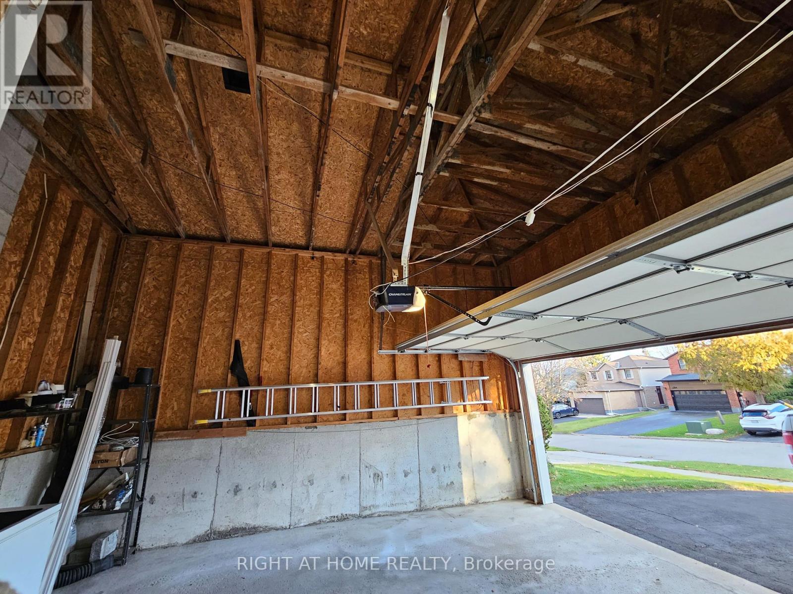 229 BILLINGS CRES