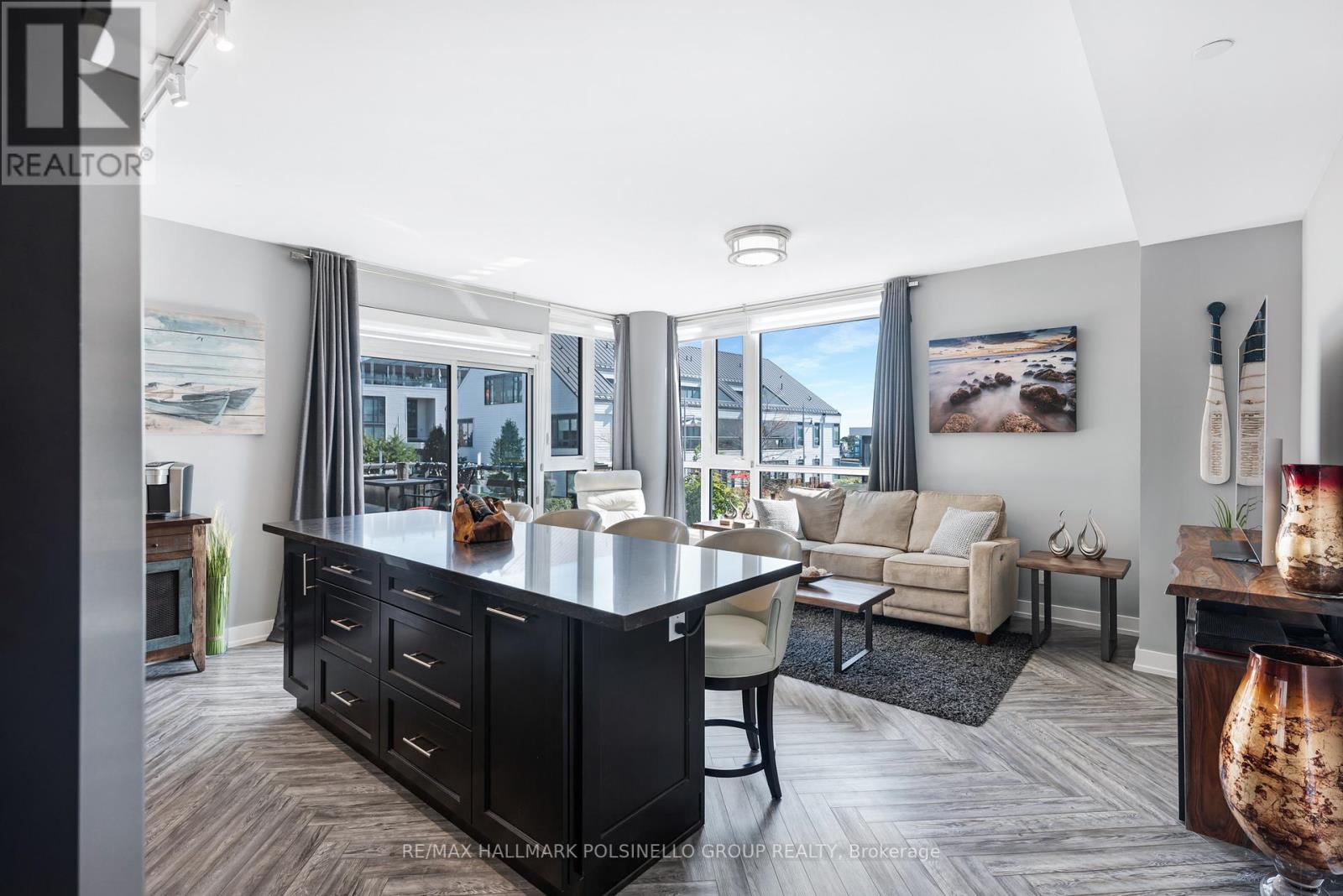 #C219 -301 SEA RAY AVE, #C219