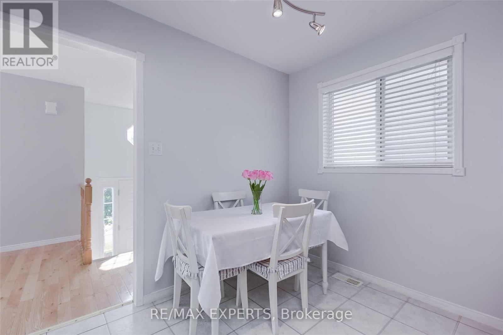 #MAIN -68 ADAMS ST, #Main