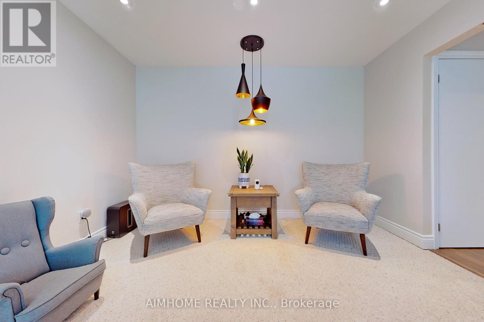 188 HARRISON DR