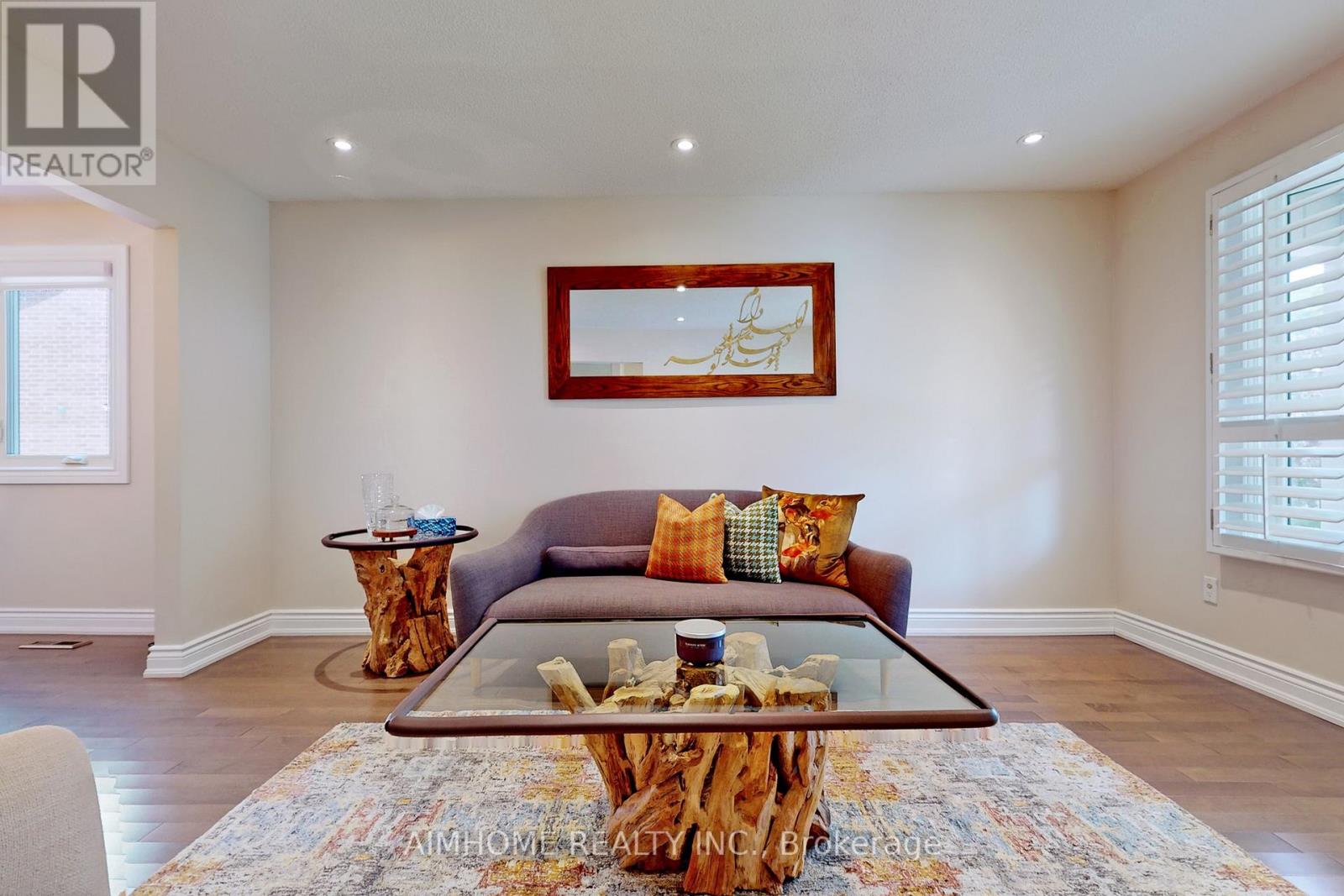 188 HARRISON DR