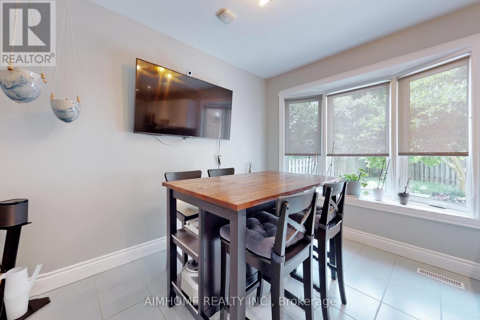 188 HARRISON DR