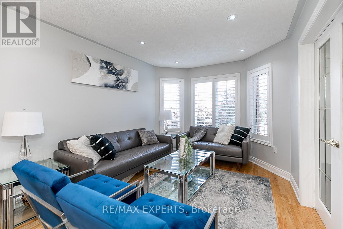 56 METCALFE DR