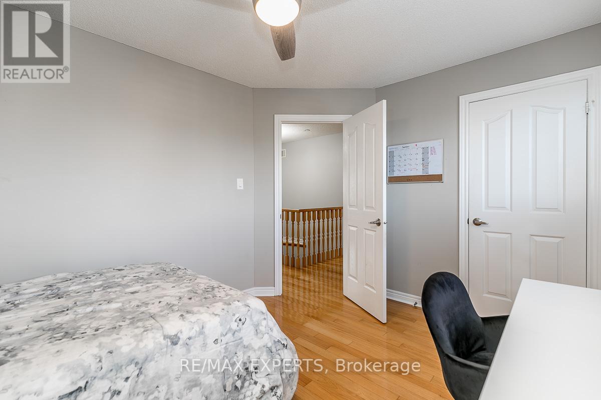 56 METCALFE DR