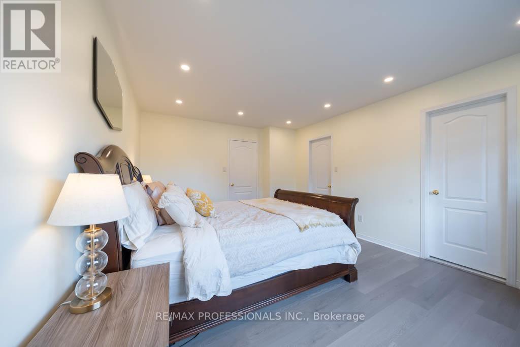 117 WILDBERRY CRES