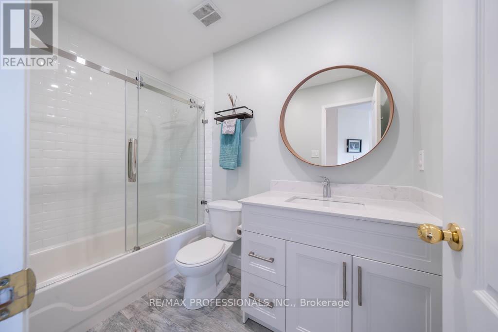 117 WILDBERRY CRES