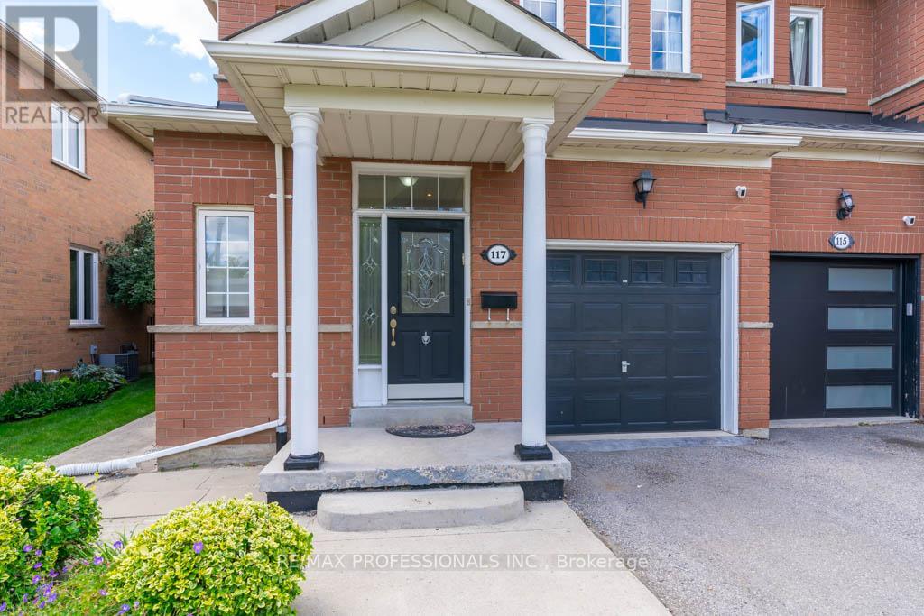 117 WILDBERRY CRES