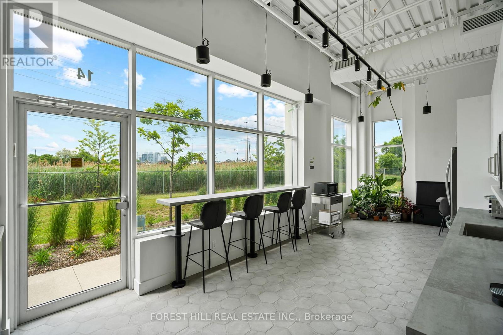 #14-16 -20 GREAT GULF DR, #14-16