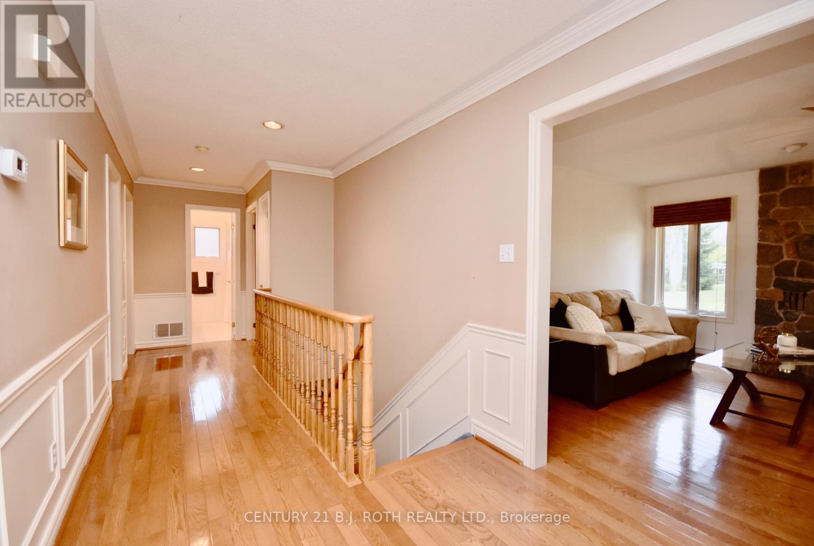 22 PINEVIEW TR