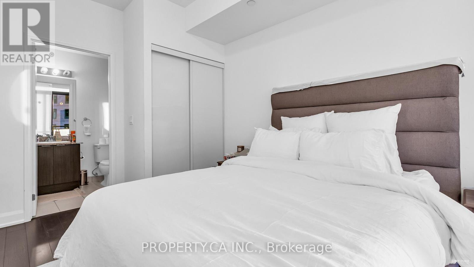 #1306 -2910 HIGHWAY 7, #1306