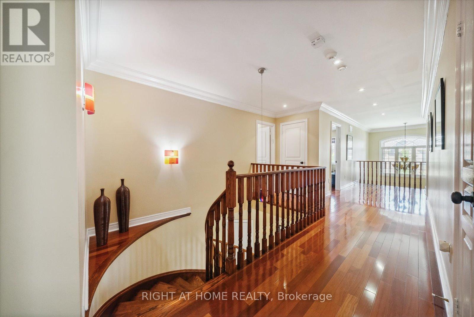 77 AUBURNDALE DR