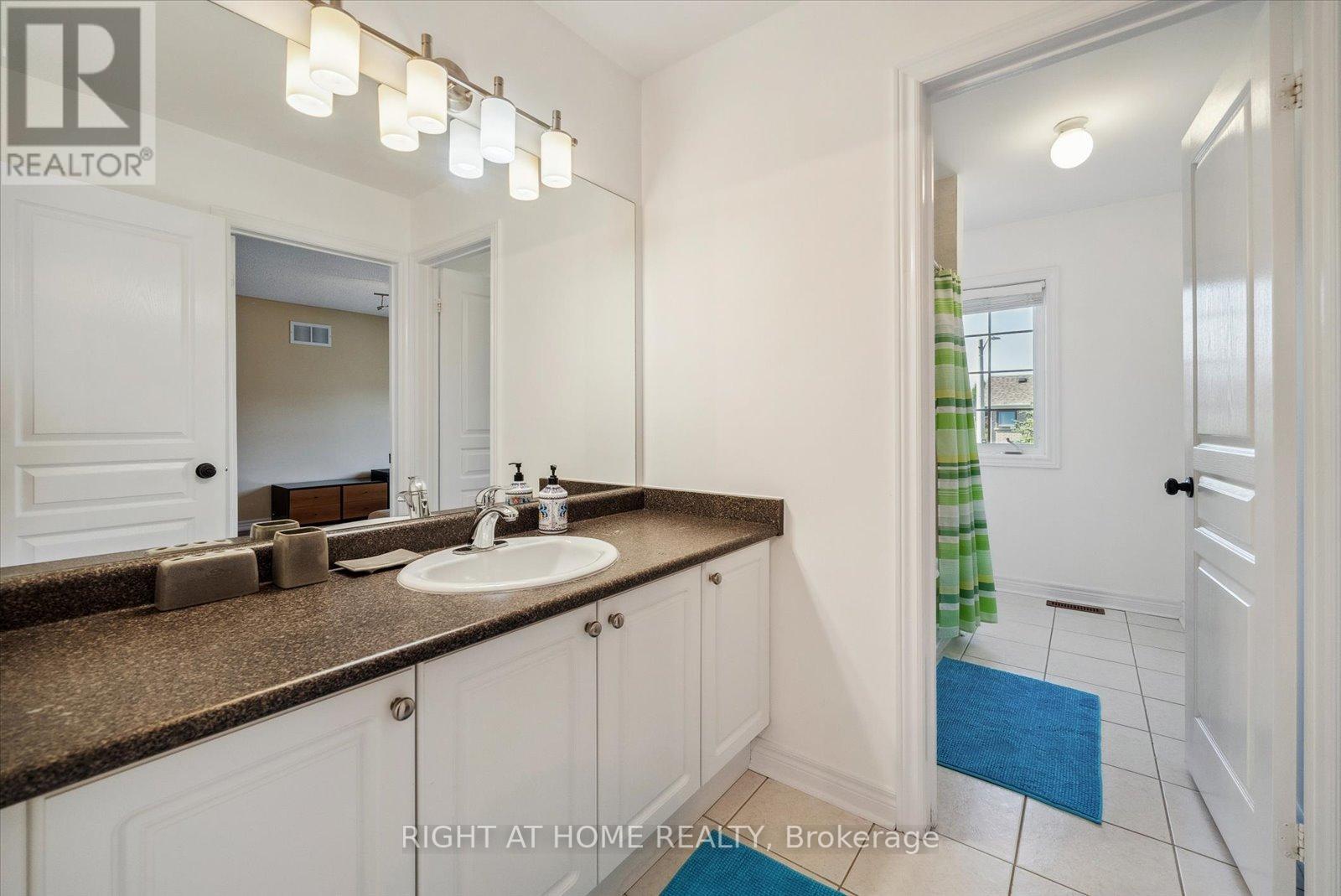 77 AUBURNDALE DR
