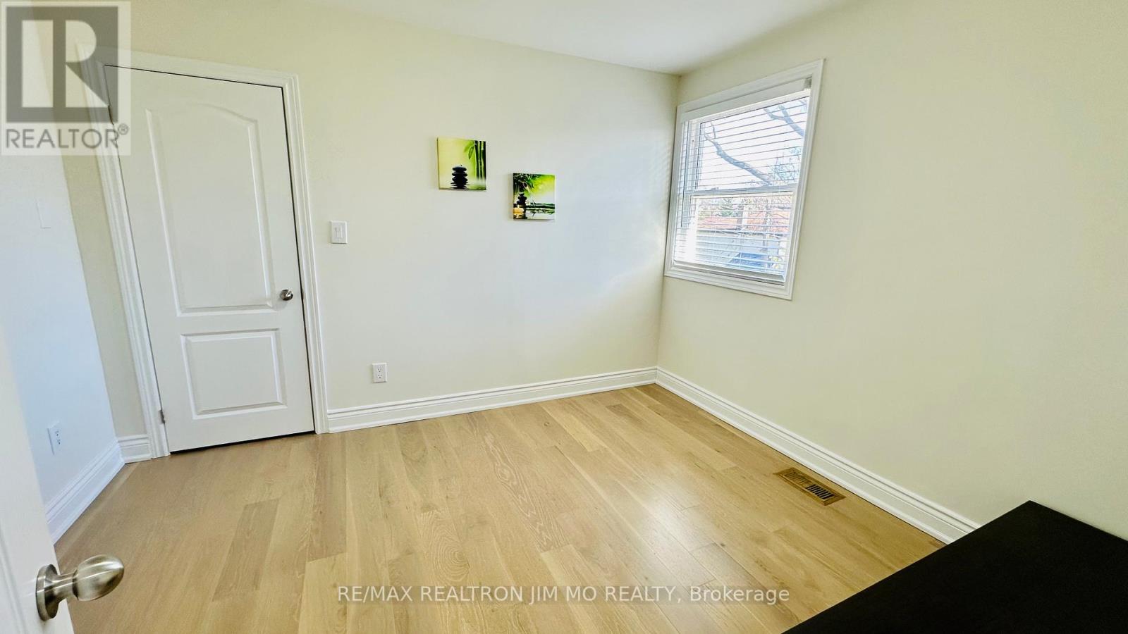 #UPPER -90 BOOTHBAY CRES