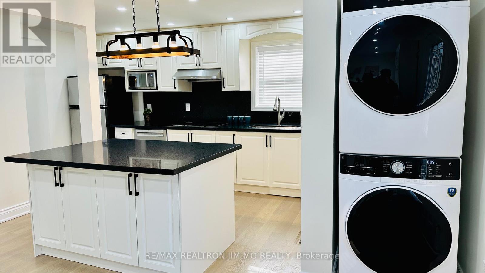 #UPPER -90 BOOTHBAY CRES