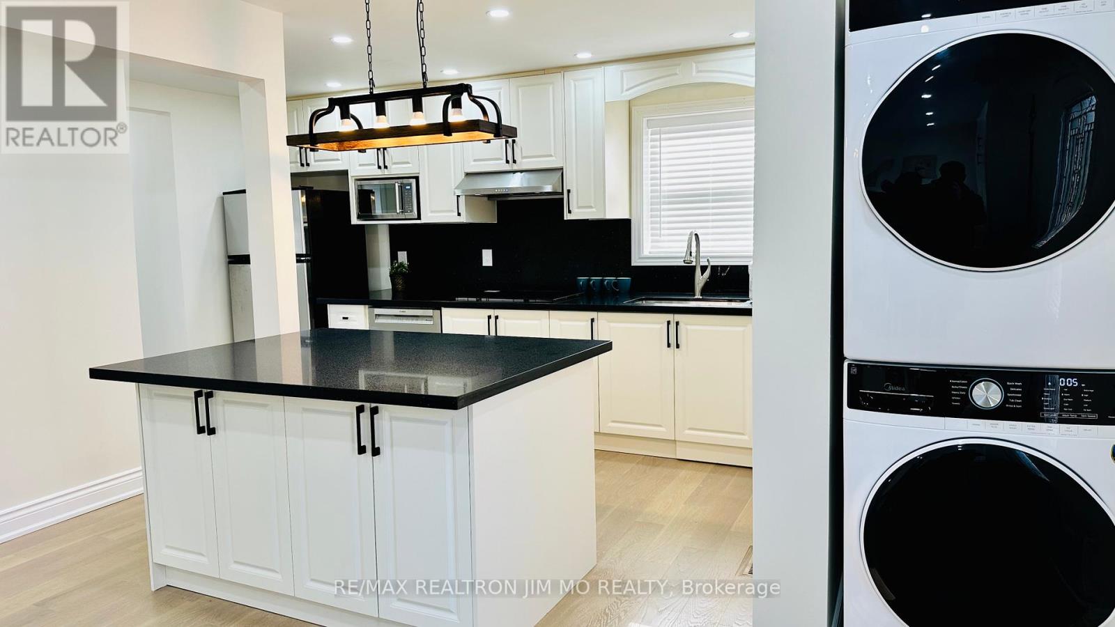 #UPPER -90 BOOTHBAY CRES