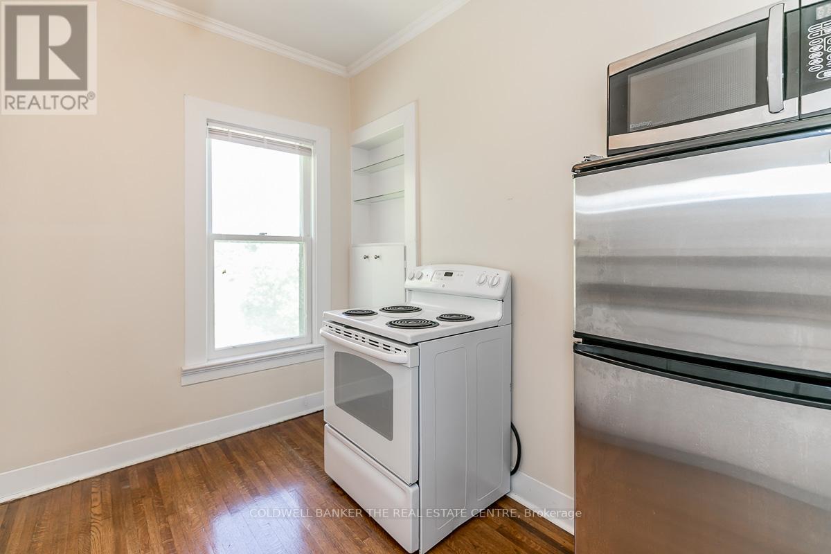 #UPPER -415 DAVIS DR, #Upper