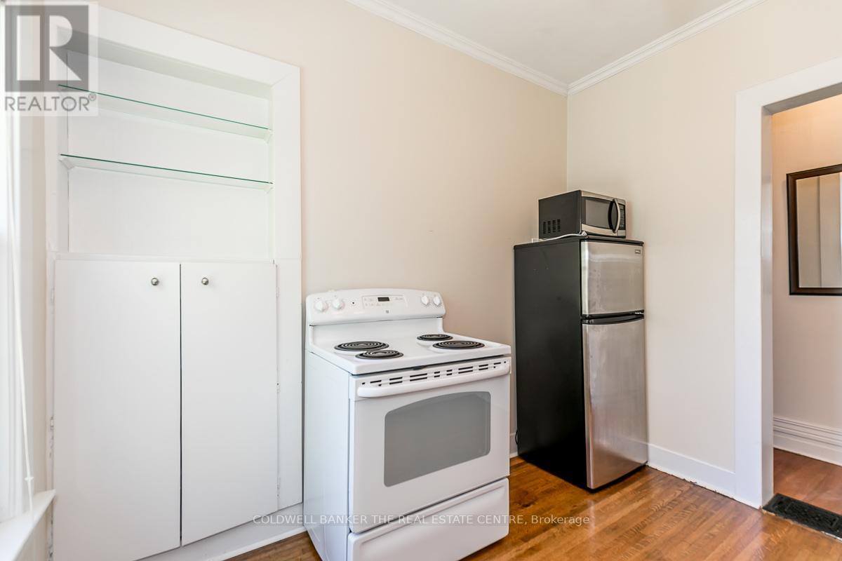 #UPPER -415 DAVIS DR, #Upper