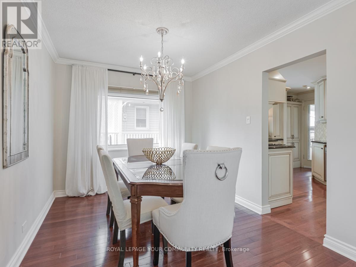 38 ROYAL RD
