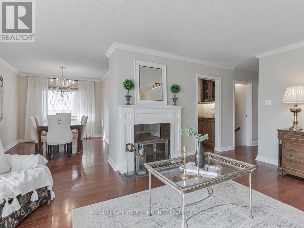 38 ROYAL RD