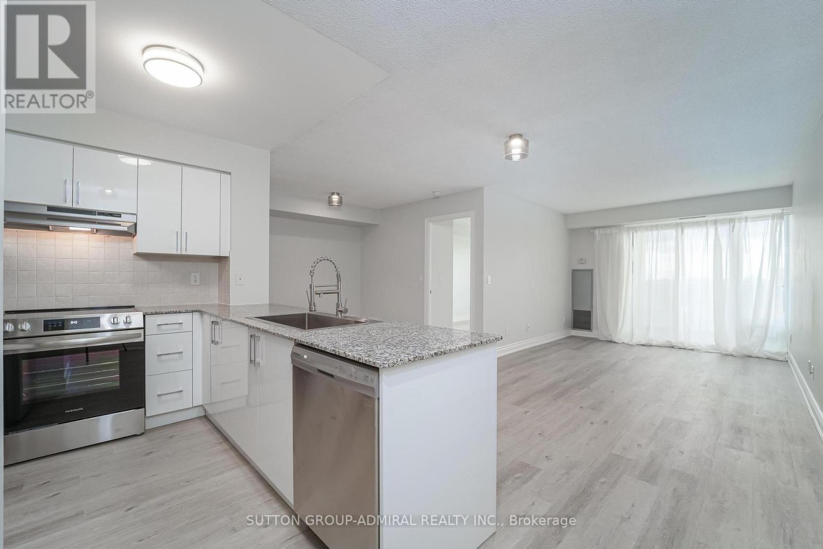 #801 -7 NORTH PARK RD