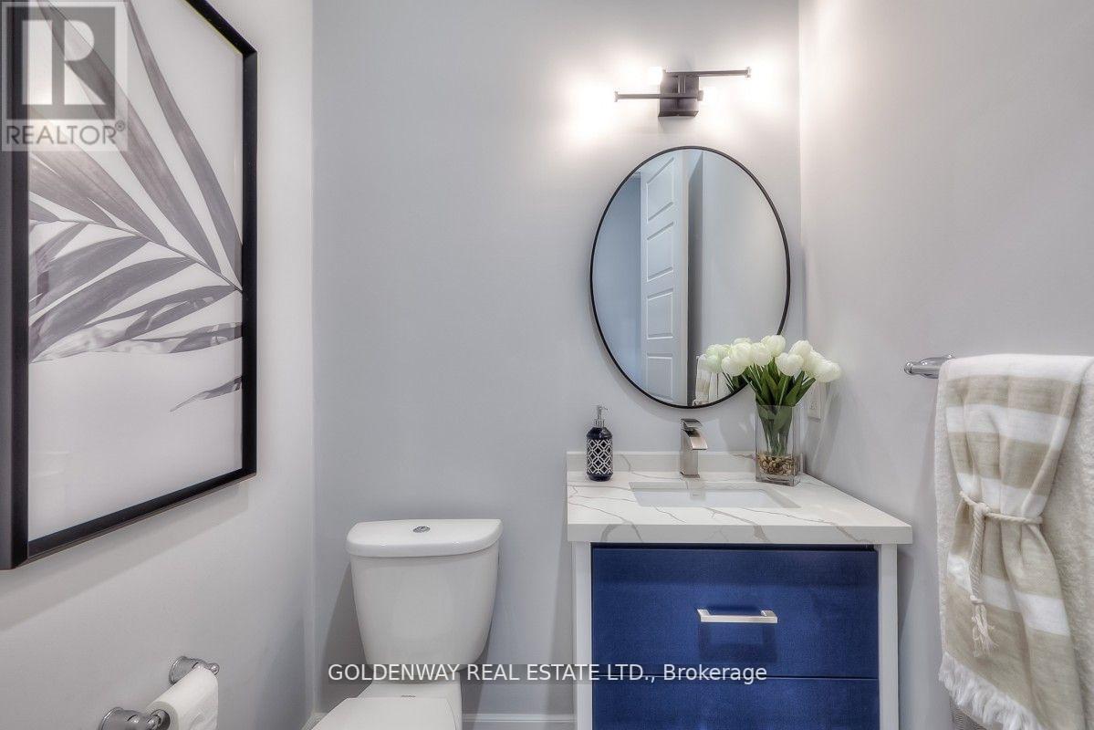 209 DEGRAAF CRES