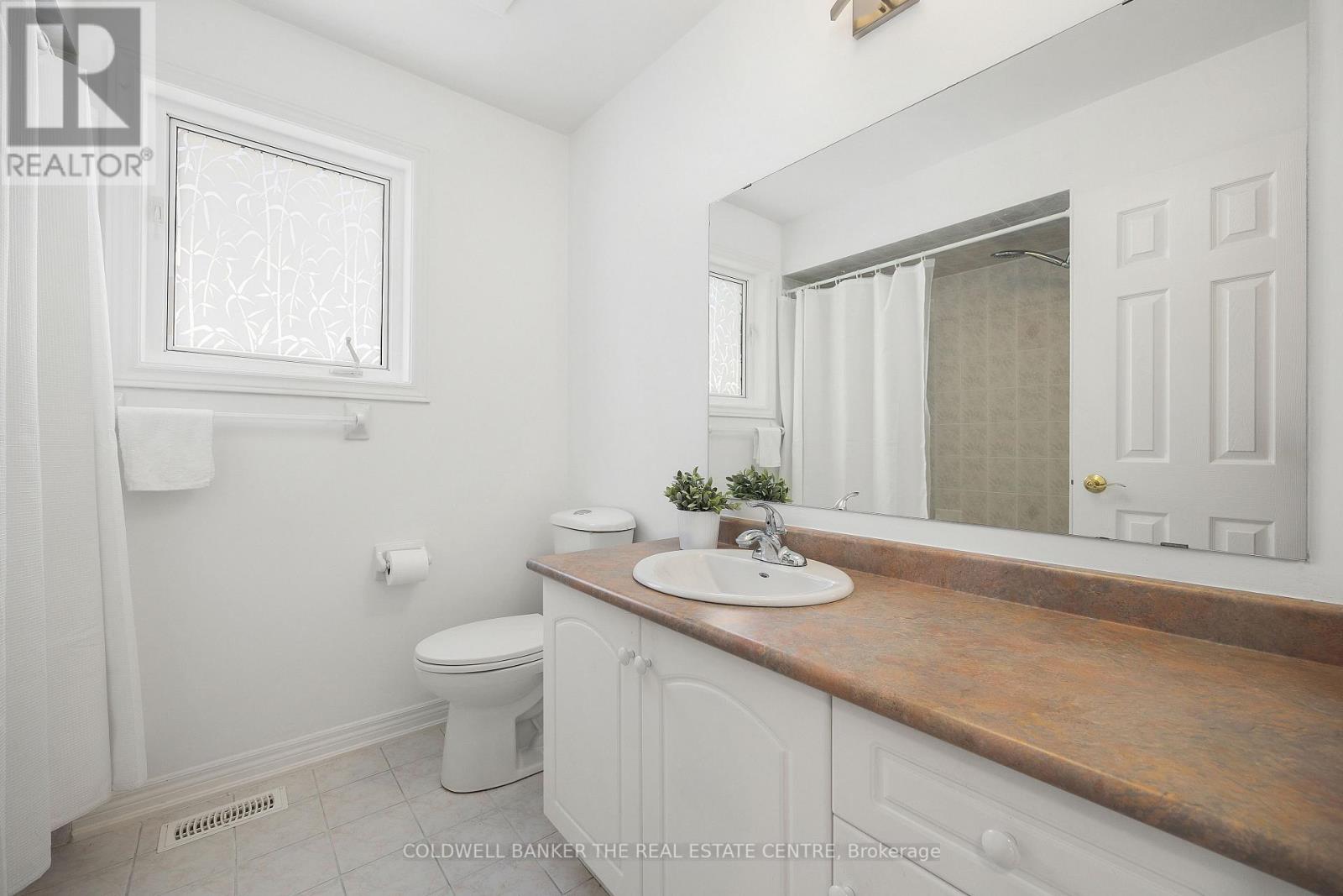 42 PRESTON HILL CRES