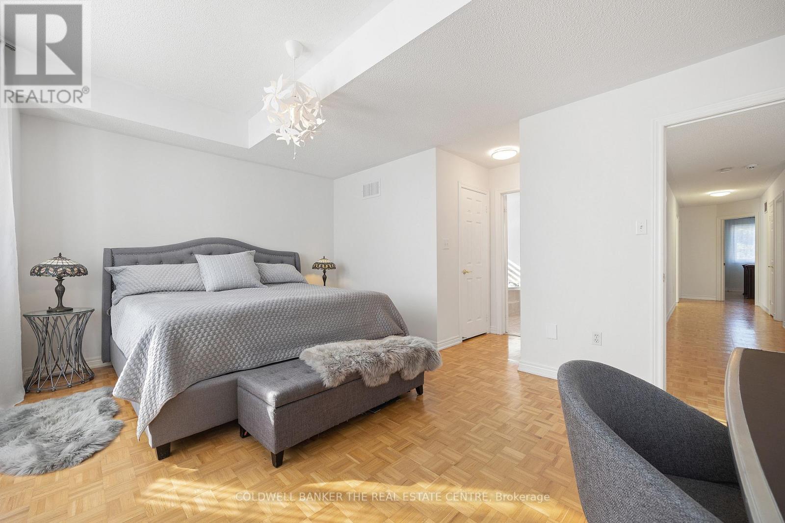 42 PRESTON HILL CRES