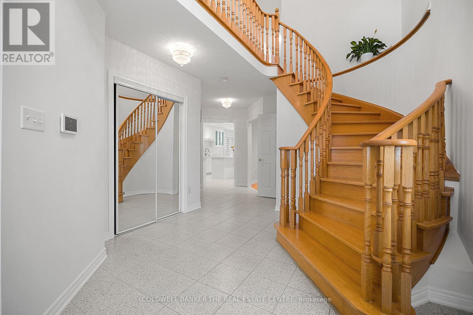 42 PRESTON HILL CRES