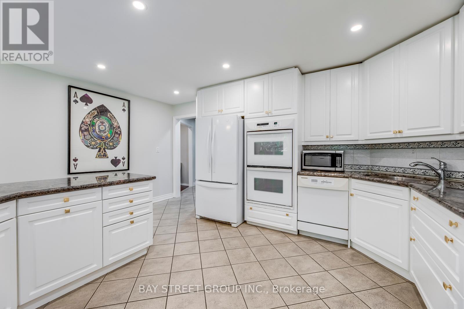 201 TANSLEY RD