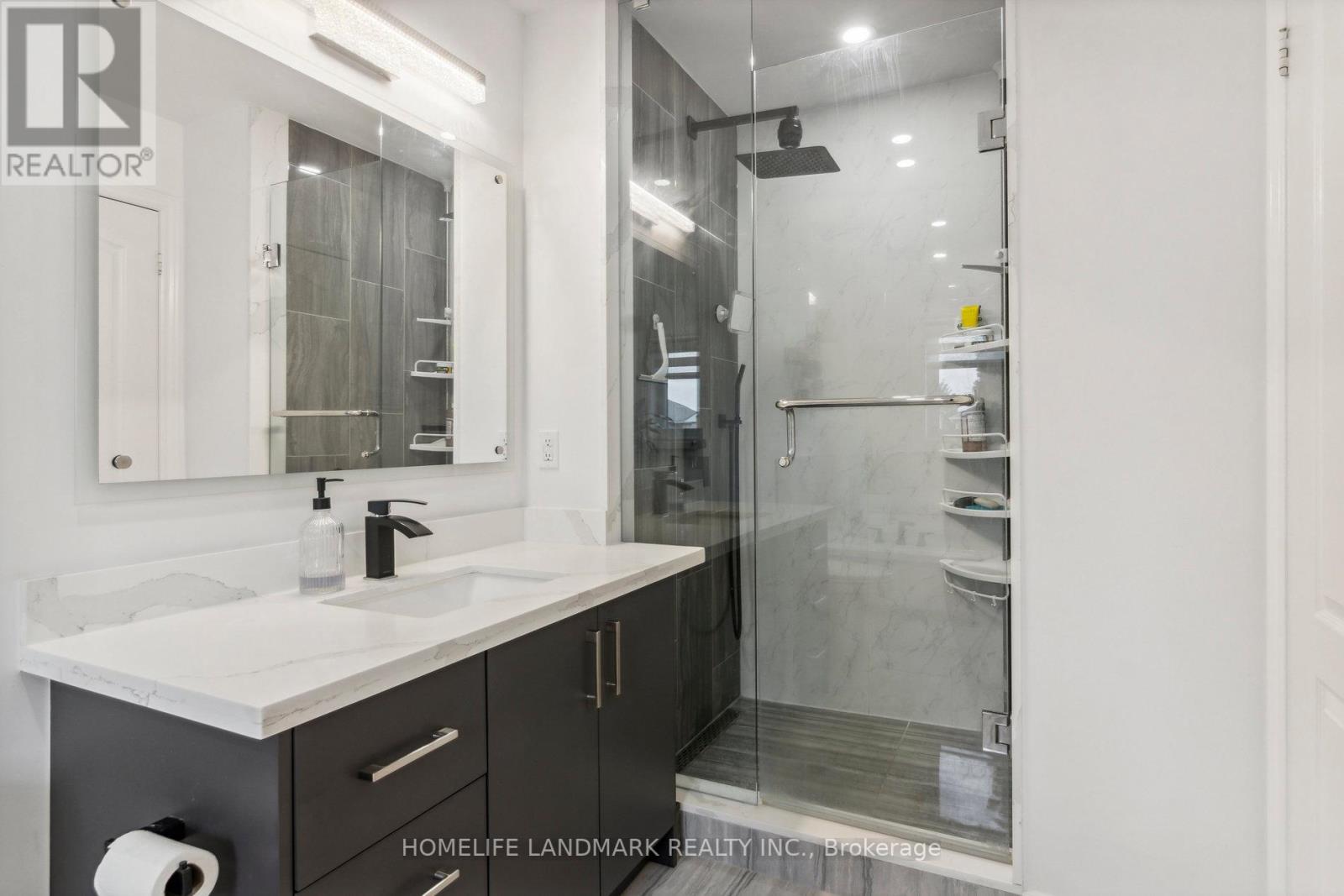 12 BREEZE DR