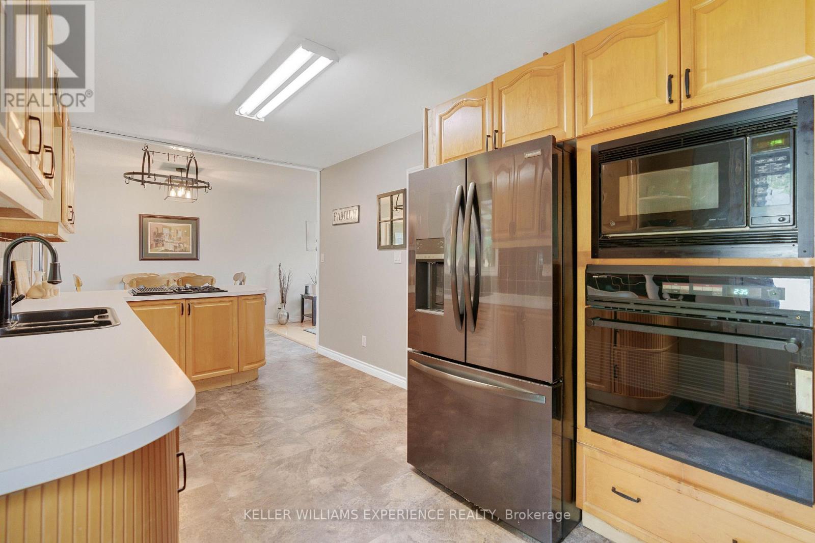 13 ASHBURTON CRES